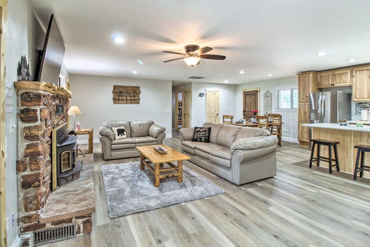 Pinetop Creekside Cabin Secret Game Room! Bagian luar foto