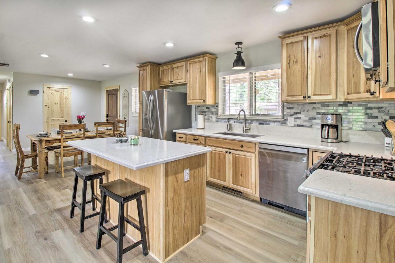 Pinetop Creekside Cabin Secret Game Room! Bagian luar foto