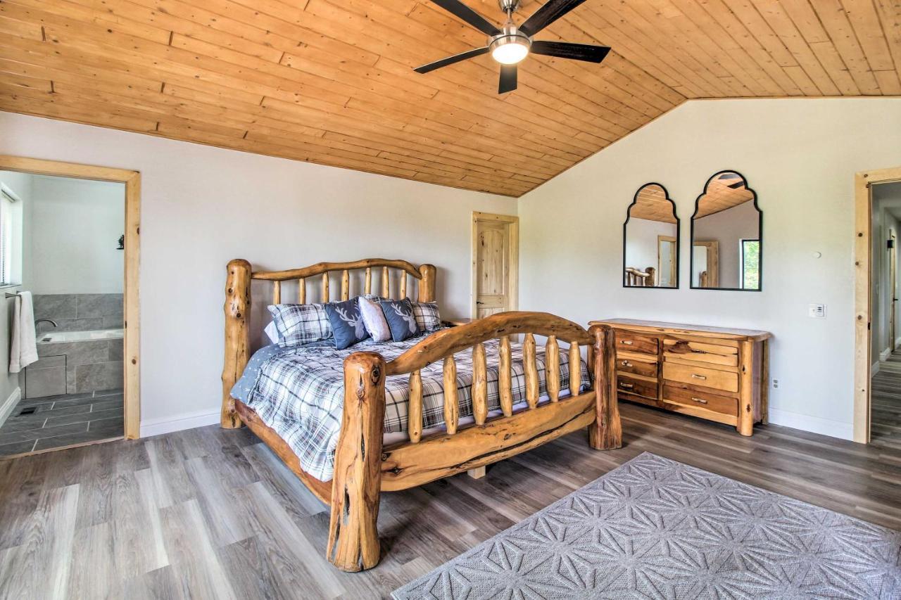 Pinetop Creekside Cabin Secret Game Room! Bagian luar foto